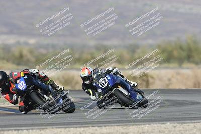 media/Nov-02-2025-CVMA (Sun) [[337aff29ab]]/Race 8-Formula Lightweight Twins Shootout/
